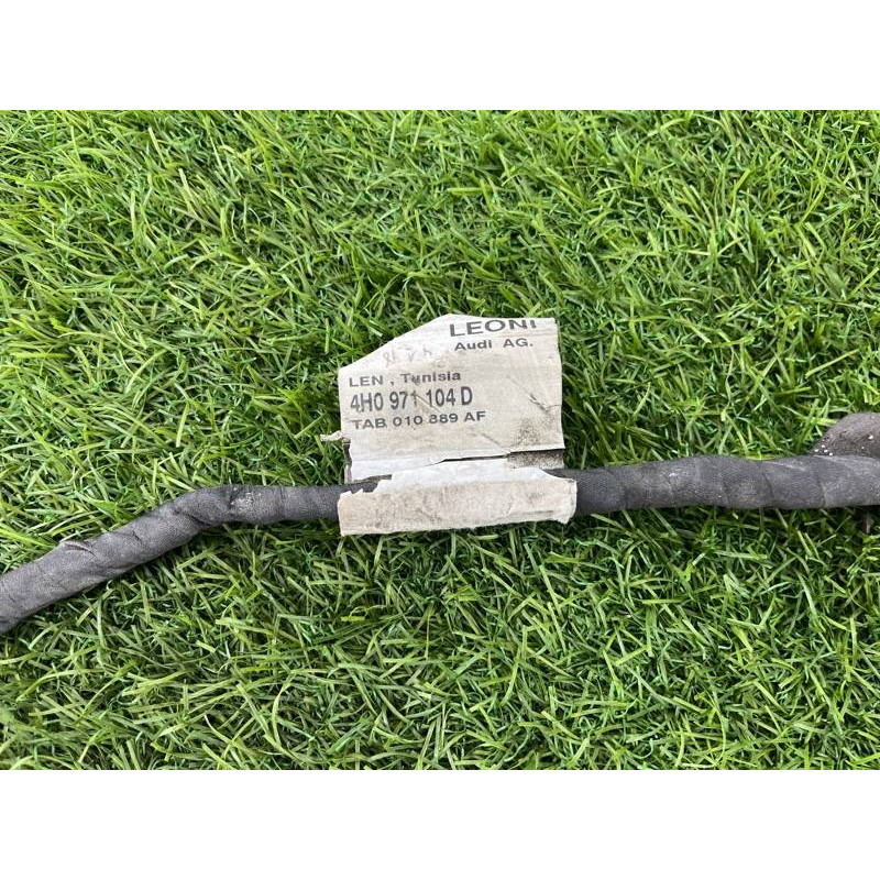 Проводка бампера (электрика) AUDI A8 D4 2011 4,2 4H0971104K