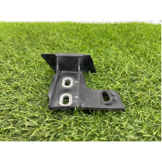 Крепление бампера