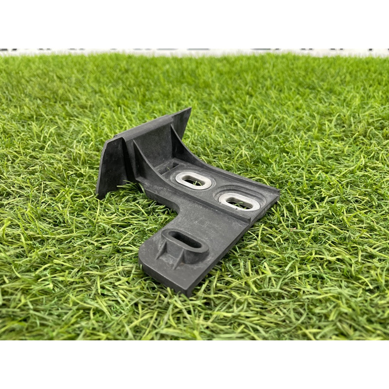 Крепление бампера (кузов и элементы) AUDI A8 D4 2011 4,2 4H0807136C