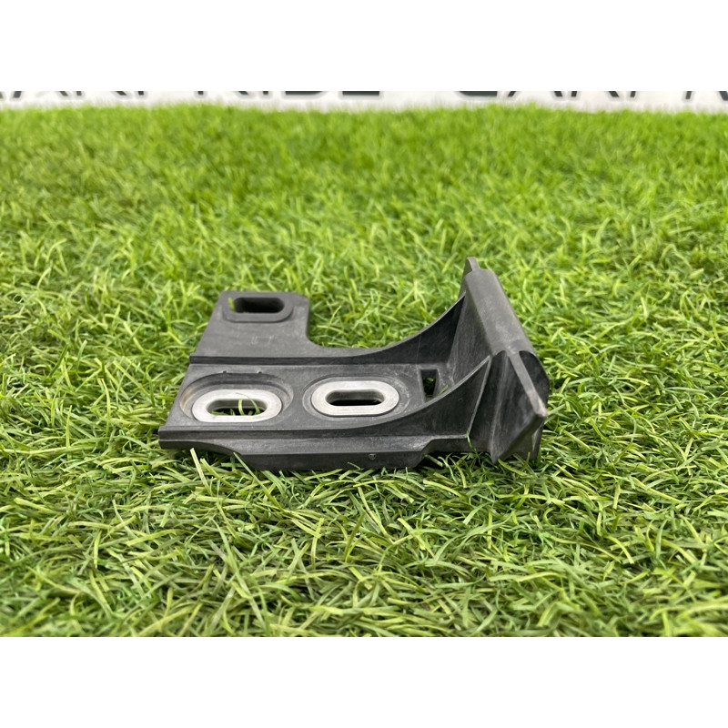 Крепление бампера (кузов и элементы) AUDI A8 D4 2011 4,2 4H0807136C