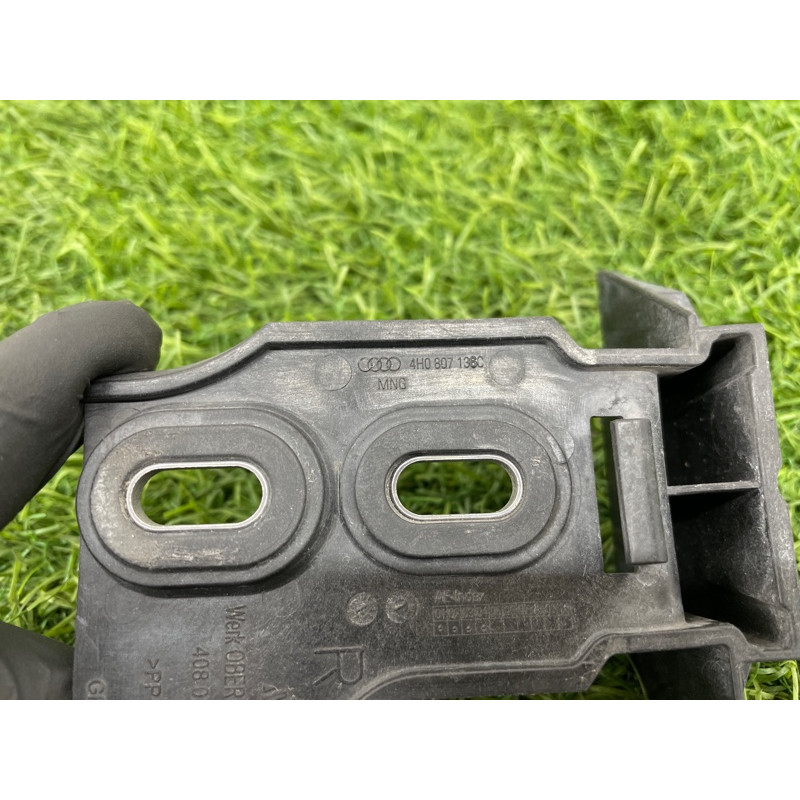 Крепление бампера (кузов и элементы) AUDI A8 D4 2011 4,2 4H0807136C