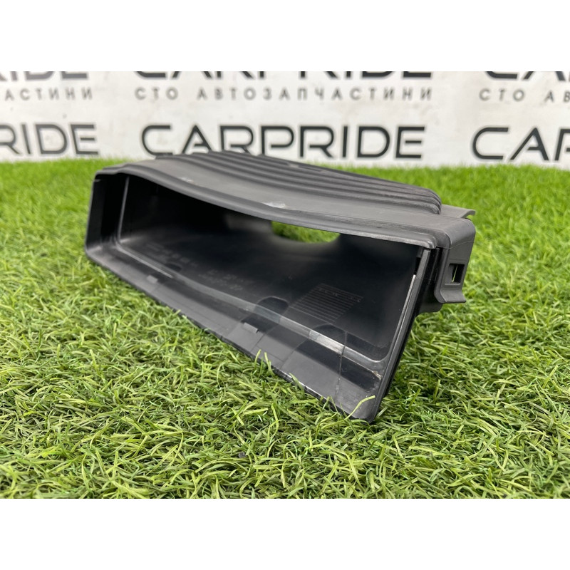 Воздухозаборник (впускная система) AUDI A8 D4 2011 4,2 4H0129628AA