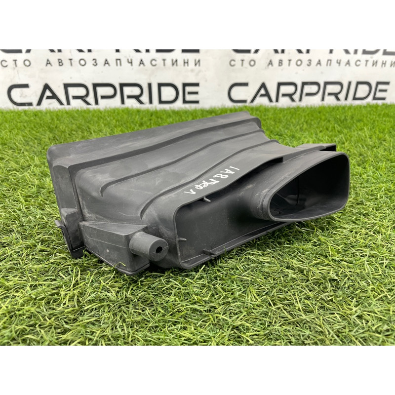 Воздухозаборник (впускная система) AUDI A8 D4 2011 4,2 4H0129627P