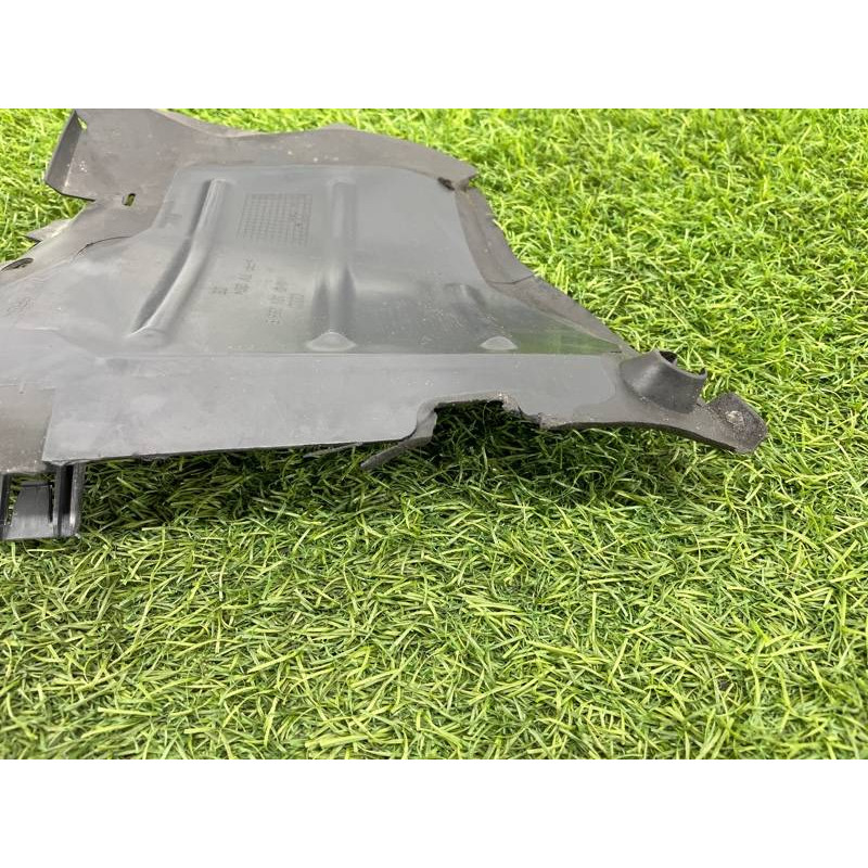 Диффузор радиатора (кузов и элементы) AUDI A8 D4 2011 4,2 4h0121283b