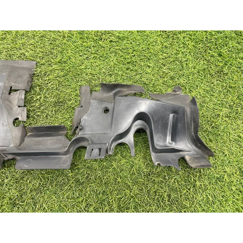 Диффузор радиатора (кузов и элементы) AUDI A8 D4 2011 4,2 4h0121283b