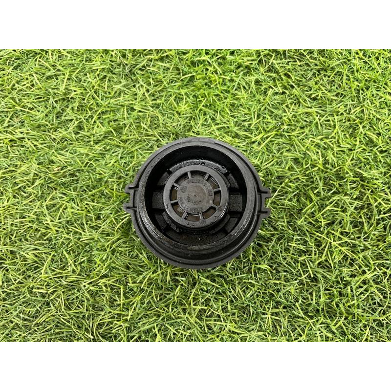 Крышка расширительного бачка (система охлаждения) AUDI A8 D4 2011 4,2 5Q0121321