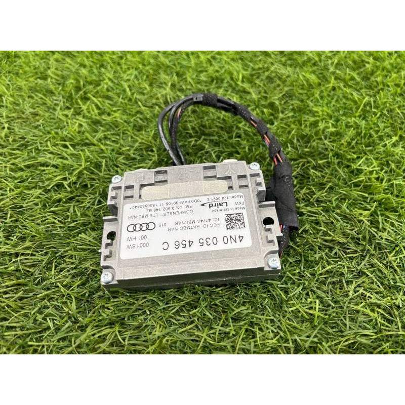 Усилитель антенны (электрика) Audi A5 F5 2019 2.0 TFSI 4N0035456C