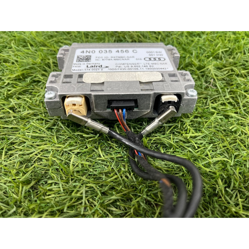 Усилитель антенны (электрика) Audi A5 F5 2019 2.0 TFSI 4N0035456C