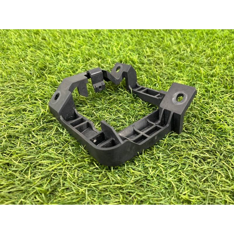 Кронштейн датчика слепых зон (кузов и элементы) Audi A5 F5 2019 2.0 TFSI 8W6907176