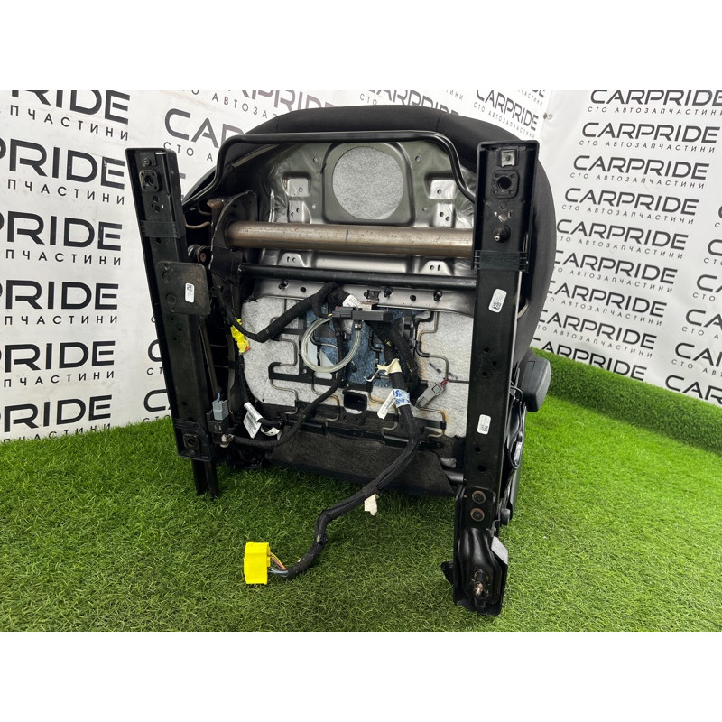 Передні сидіння (салон) Jeep Cherokee KL 2019 2.4 6SS97LAAAD