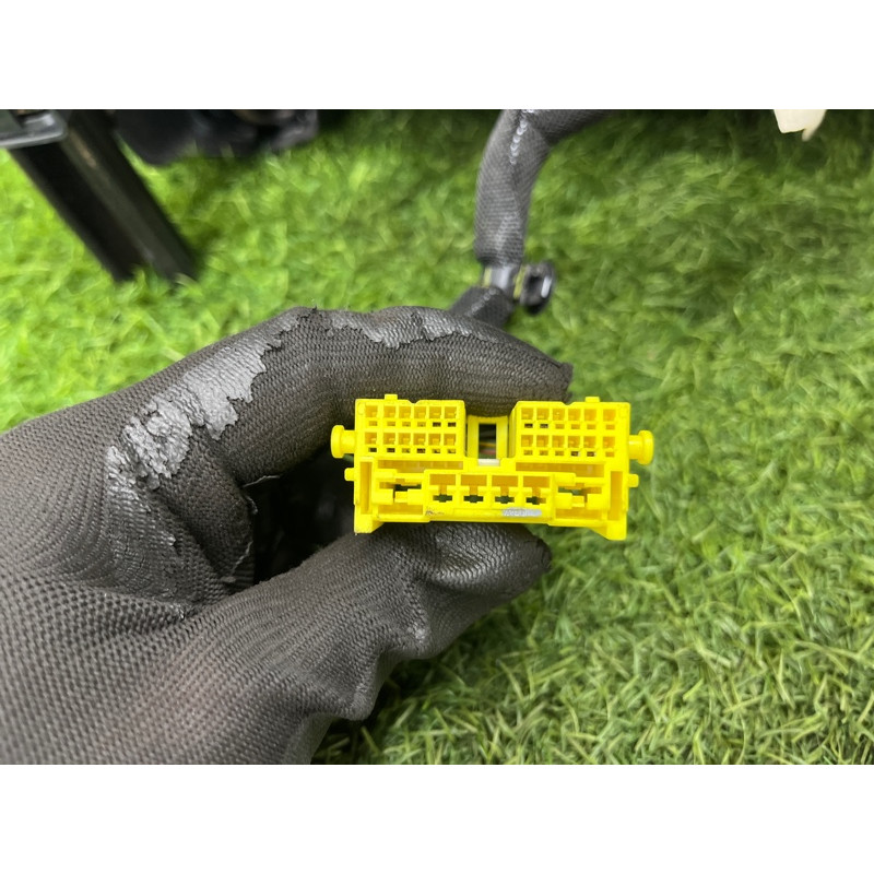 Передні сидіння (салон) Jeep Cherokee KL 2019 2.4 6SS97LAAAD