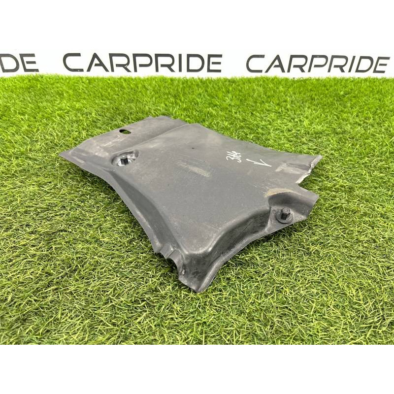 Защита днища (кузов и элементы) AUDI A4 B9 2017 2.0L 8W0825201