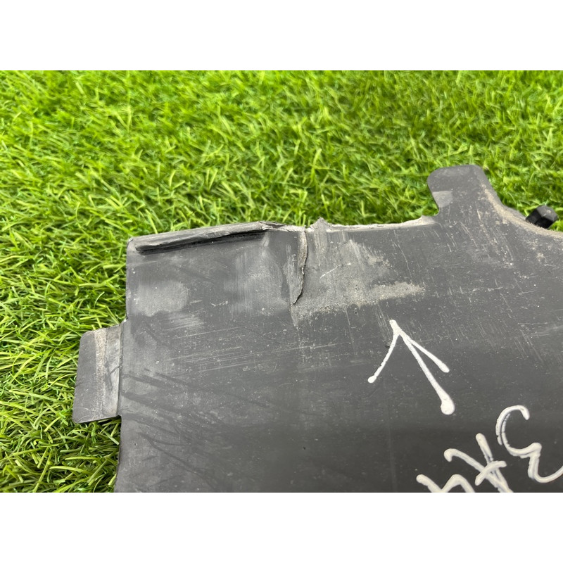 Защита днища (кузов и элементы) AUDI A4 B9 2017 2.0L 8W0825201