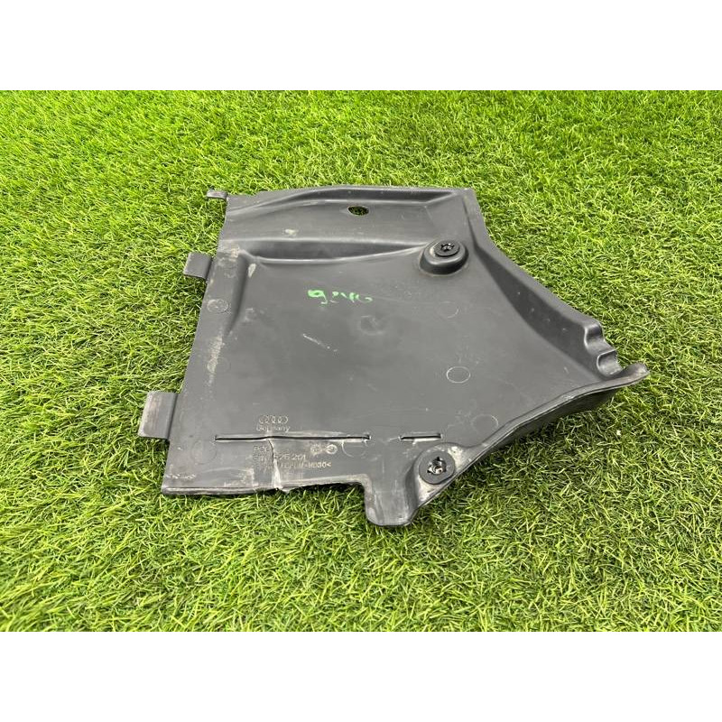 Защита днища (кузов и элементы) AUDI A4 B9 2017 2.0L 8W0825201