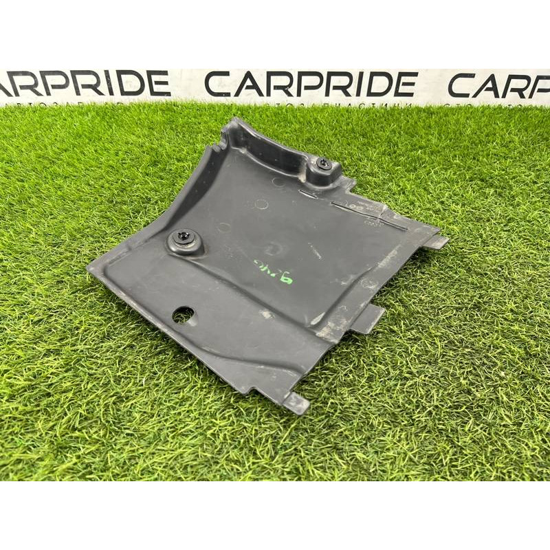 Защита днища (кузов и элементы) AUDI A4 B9 2017 2.0L 8W0825201