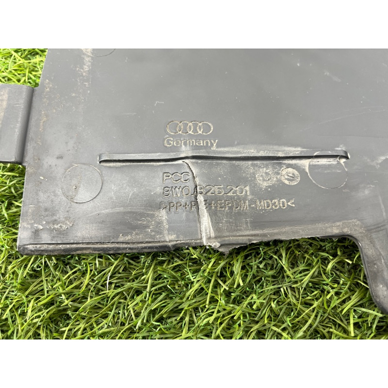 Защита днища (кузов и элементы) AUDI A4 B9 2017 2.0L 8W0825201