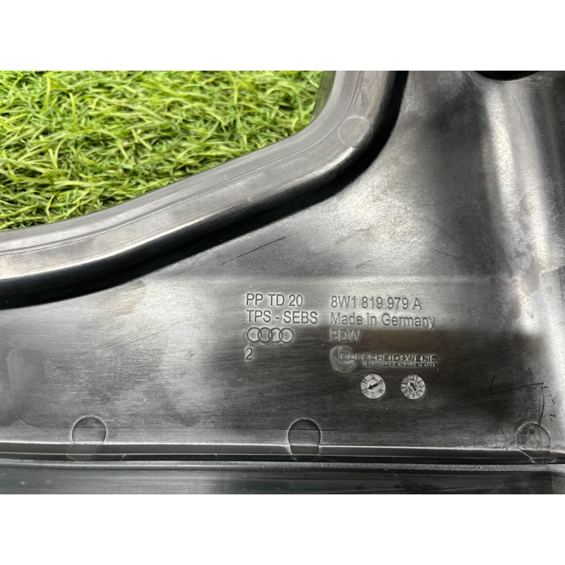 Водосток (кузов и элементы) Audi A5 F5 2019 2.0 TFSI 8W1819979A