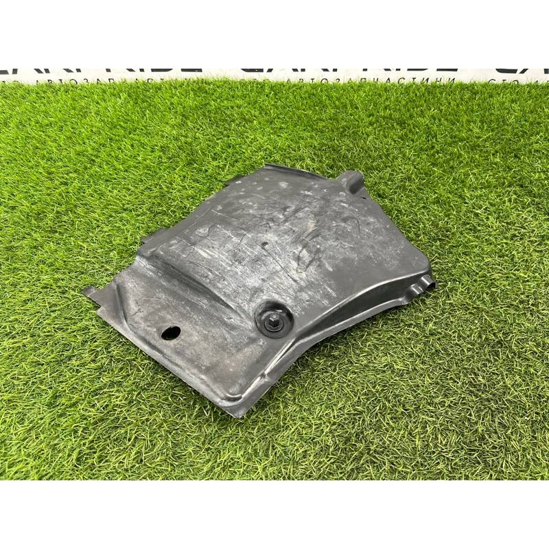 Защита днища (кузов и элементы) Audi A5 F5 2019 2.0 TFSI 8W0825201