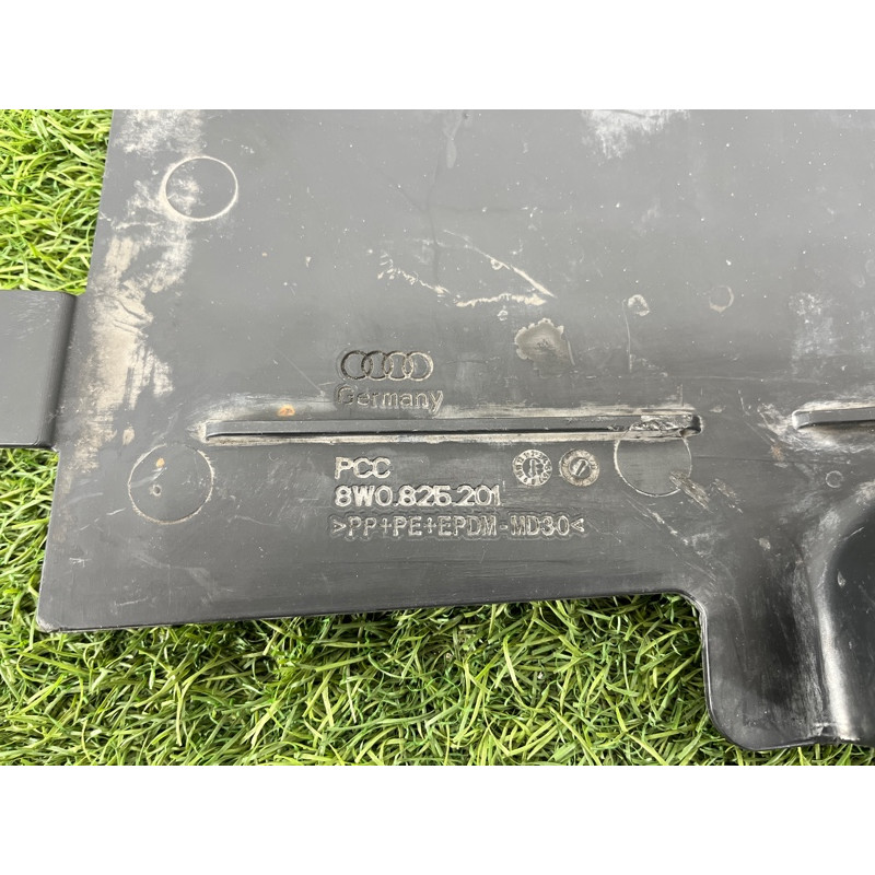 Защита днища (кузов и элементы) Audi A5 F5 2019 2.0 TFSI 8W0825201