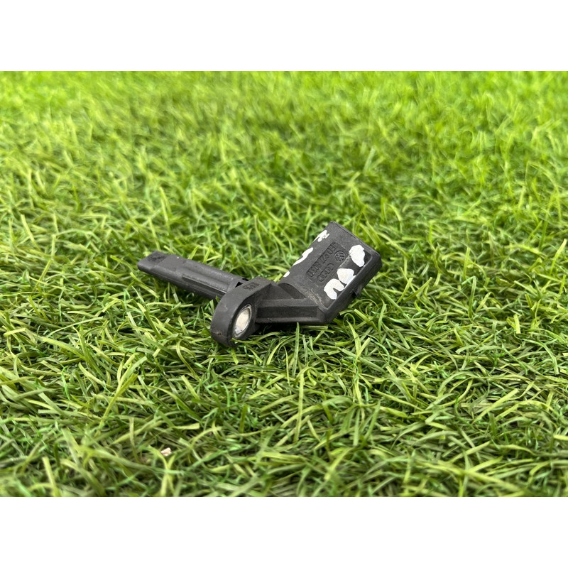 Датчик ABS (электрика / датчики) Audi Q5 8R 2012 3.2 CALB 4E0927803D