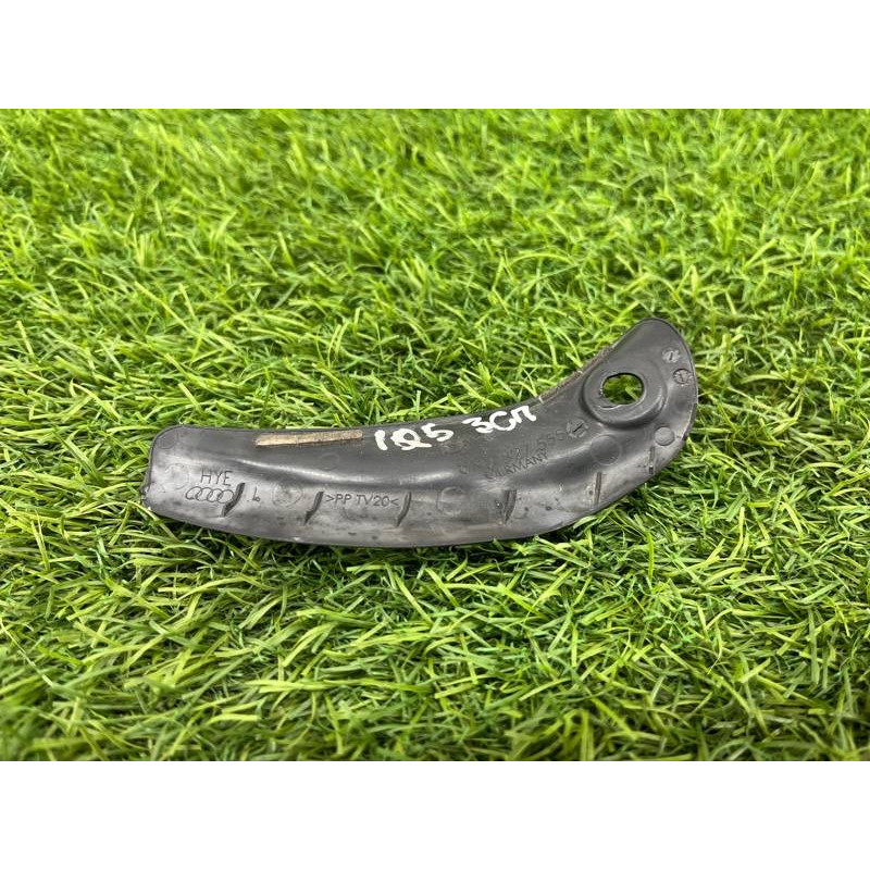 Накладка крышки багажника (кузов и элементы) Audi Q5 8R 2012 3.2 CALB 8R082755501C