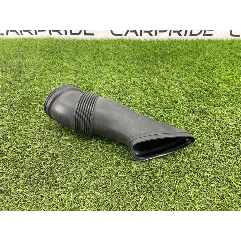 Патрубок воздушного фильтра (впускная система) AUDI A8 D4 2011 4,2 4H0129509C