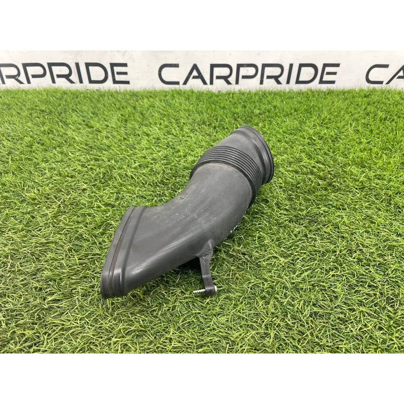 Патрубок воздушного фильтра (впускная система) AUDI A8 D4 2011 4,2 4H0129509C