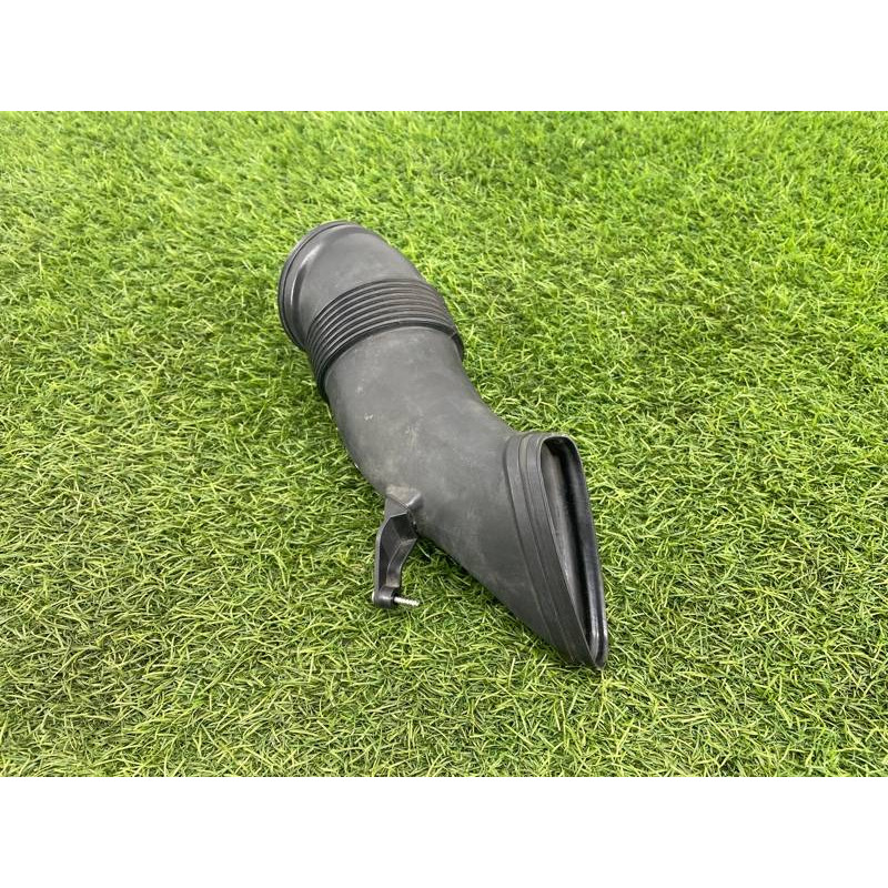 Патрубок воздушного фильтра (впускная система) AUDI A8 D4 2011 4,2 4H0129509C