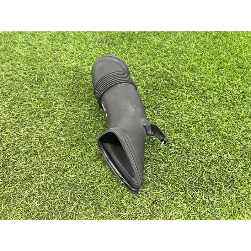 Патрубок воздушного фильтра (впускная система) AUDI A8 D4 2011 4,2 4H0129510C