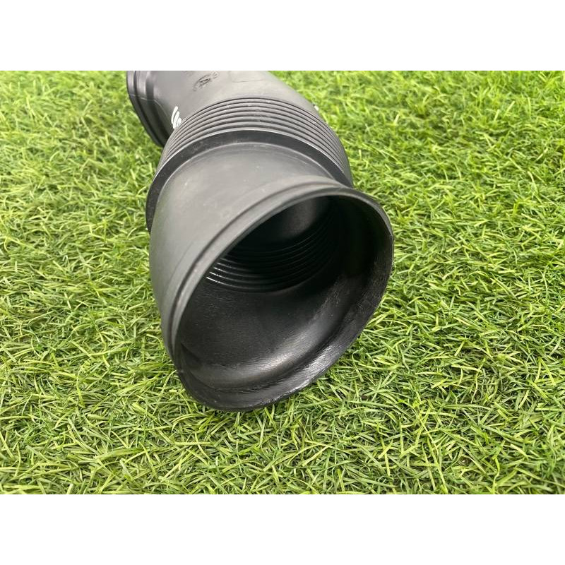 Патрубок воздушного фильтра (впускная система) AUDI A8 D4 2011 4,2 4H0129510C