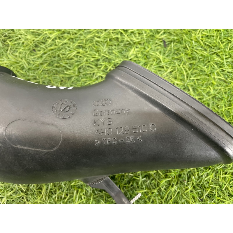 Патрубок воздушного фильтра (впускная система) AUDI A8 D4 2011 4,2 4H0129510C