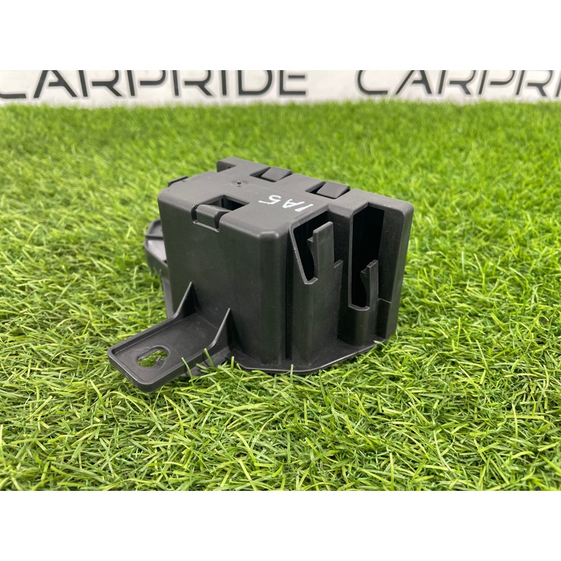 Крепление усилителя антенны (кузов и элементы) Audi A5 F5 2019 2.0 TFSI 8W0907113