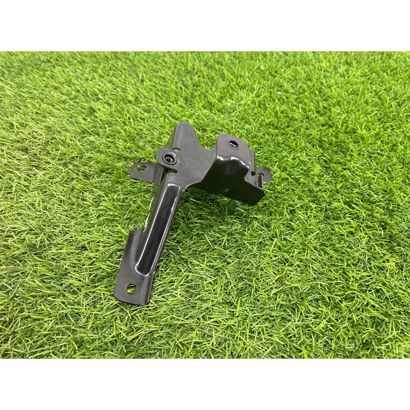 Крепление замка капота (кузов и элементы) AUDI A8 D4 2011 4,2 4H0823426B