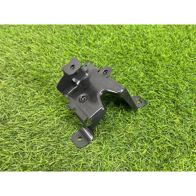 Крепление замка капота (кузов и элементы) AUDI A8 D4 2011 4,2 4H0823426B