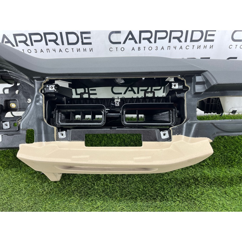 Торпеда (салон) AUDI A4 B9 2017 2.0L 8W1857001KMBX