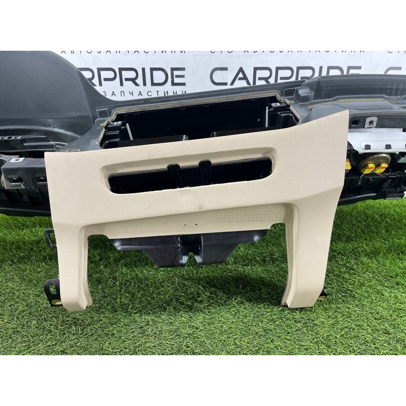 Торпеда (салон) AUDI A4 B9 2017 2.0L 8W1857001KMBX