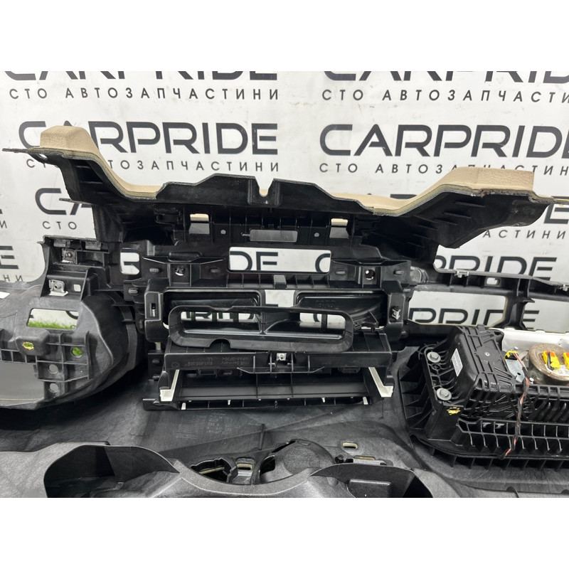 Торпеда (салон) AUDI A4 B9 2017 2.0L 8W1857001KMBX