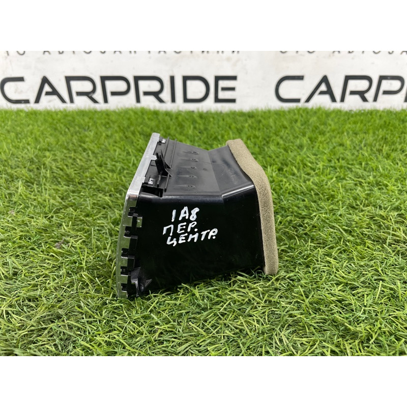 Центральний дефлектор салону (салон) AUDI A8 D4 2011 4,2 4H1820951AWVF