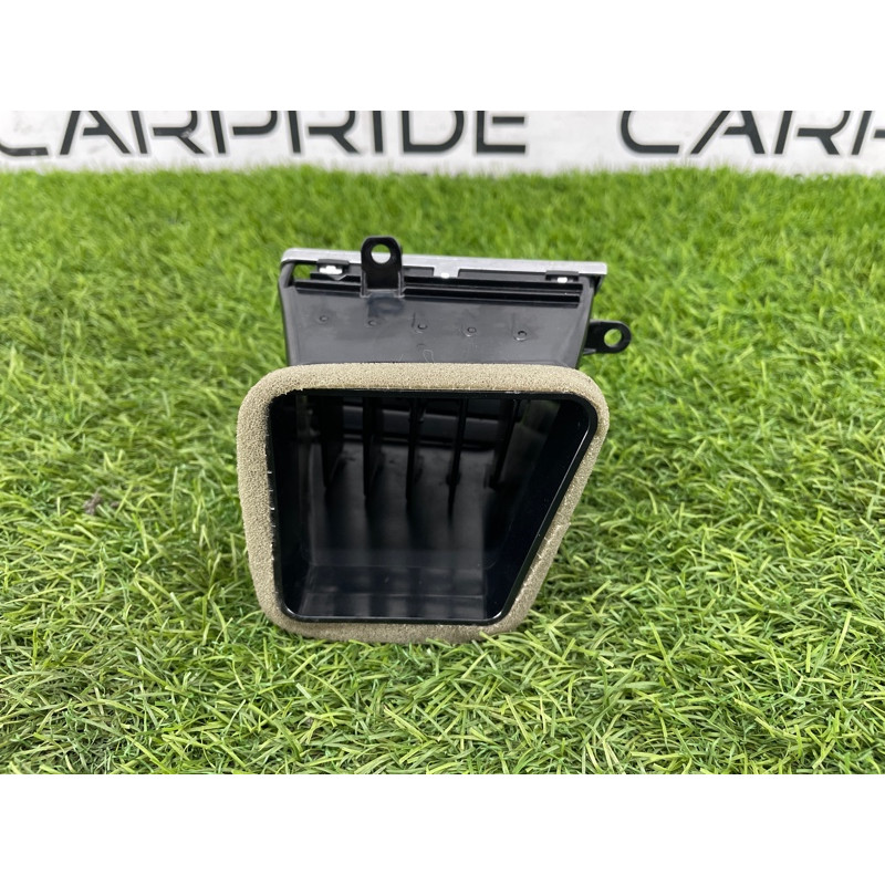 Центральний дефлектор салону (салон) AUDI A8 D4 2011 4,2 4H1820951AWVF