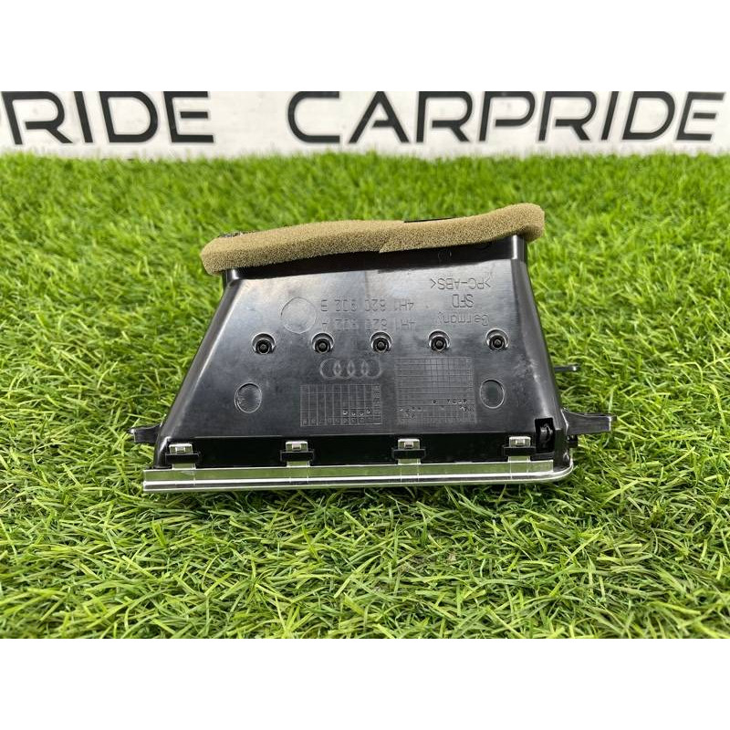 Дефлектор повітроводу (салон) AUDI A8 D4 2011 4,2 4H1820902AWVF