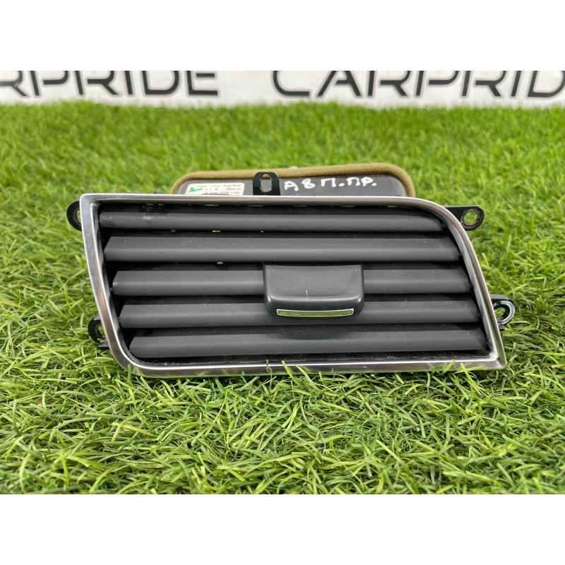 Дефлектор повітроводу (салон) AUDI A8 D4 2011 4,2 4H1820902AWVF