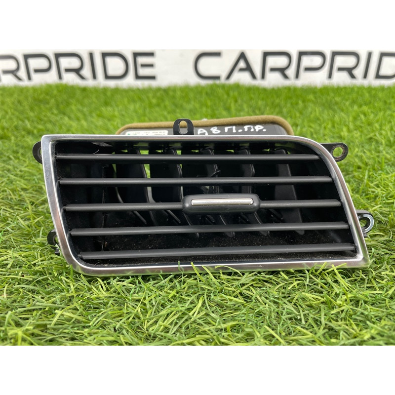 Дефлектор повітроводу (салон) AUDI A8 D4 2011 4,2 4H1820902AWVF