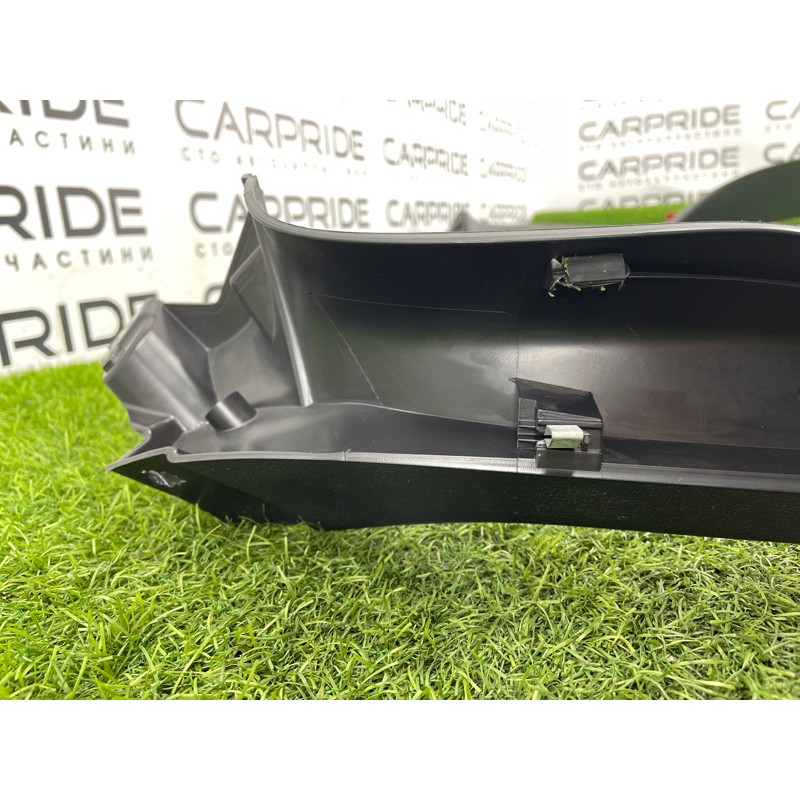 Обшивка крышки багажника (салон) Audi Q5 8R 2012 3.2 CALB 8R0867973A6PS