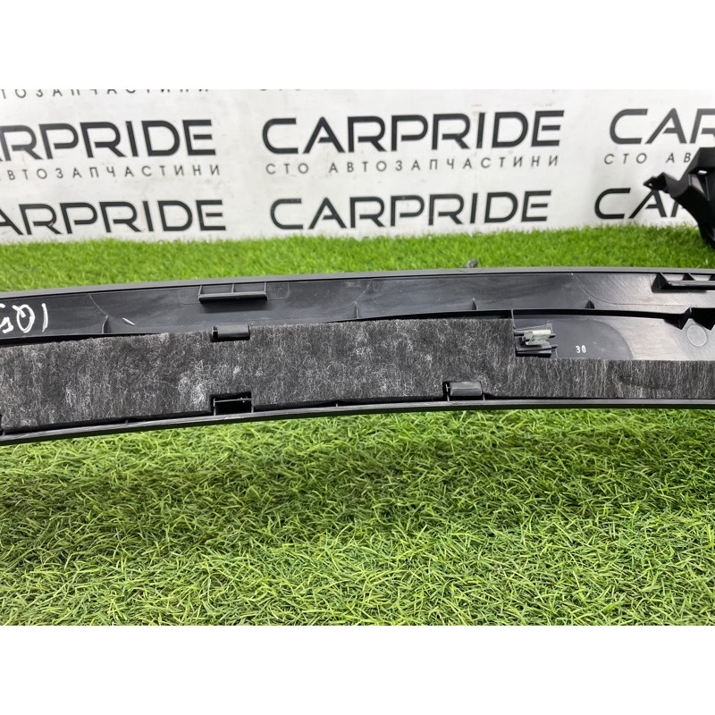 Обшивка крышки багажника (салон) Audi Q5 8R 2012 3.2 CALB 8R0867973A6PS