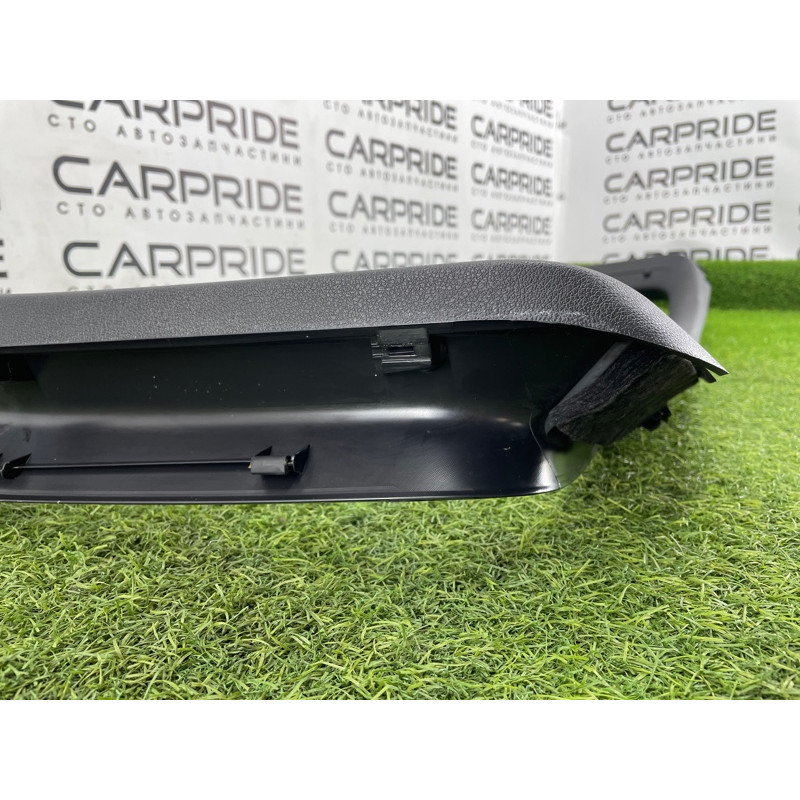 Обшивка крышки багажника (салон) Audi Q5 8R 2012 3.2 CALB 8R0867973A6PS