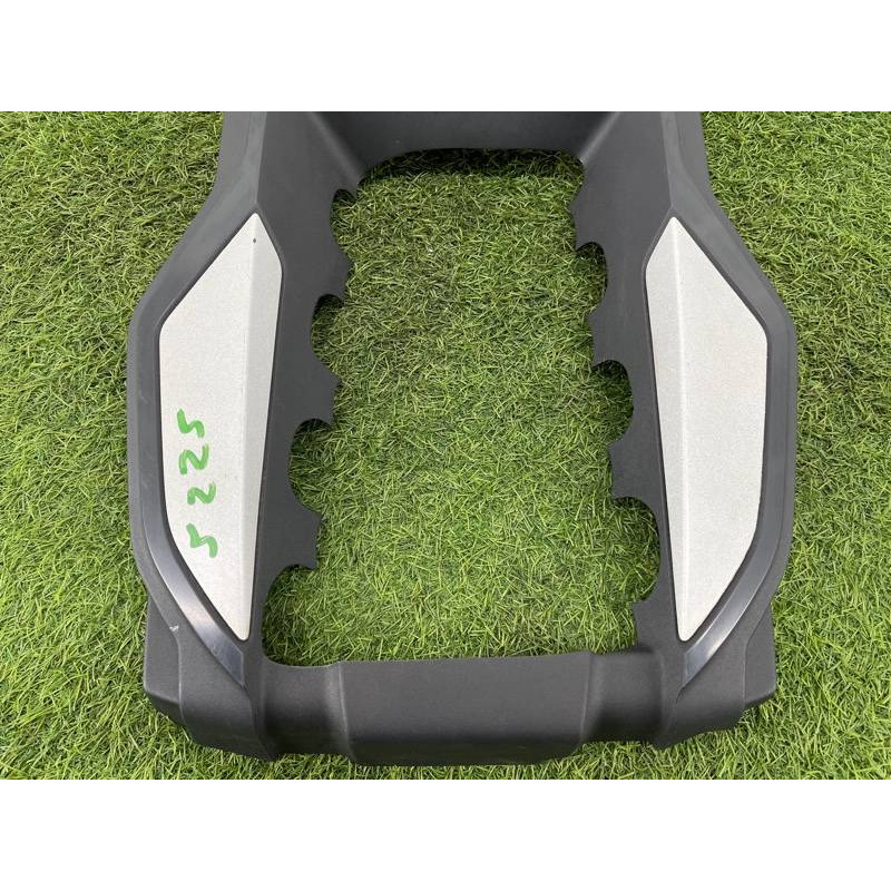 Декоративная крышка двигателя (двигатель и элементы) AUDI A8 D4 2011 4,2 079103925P