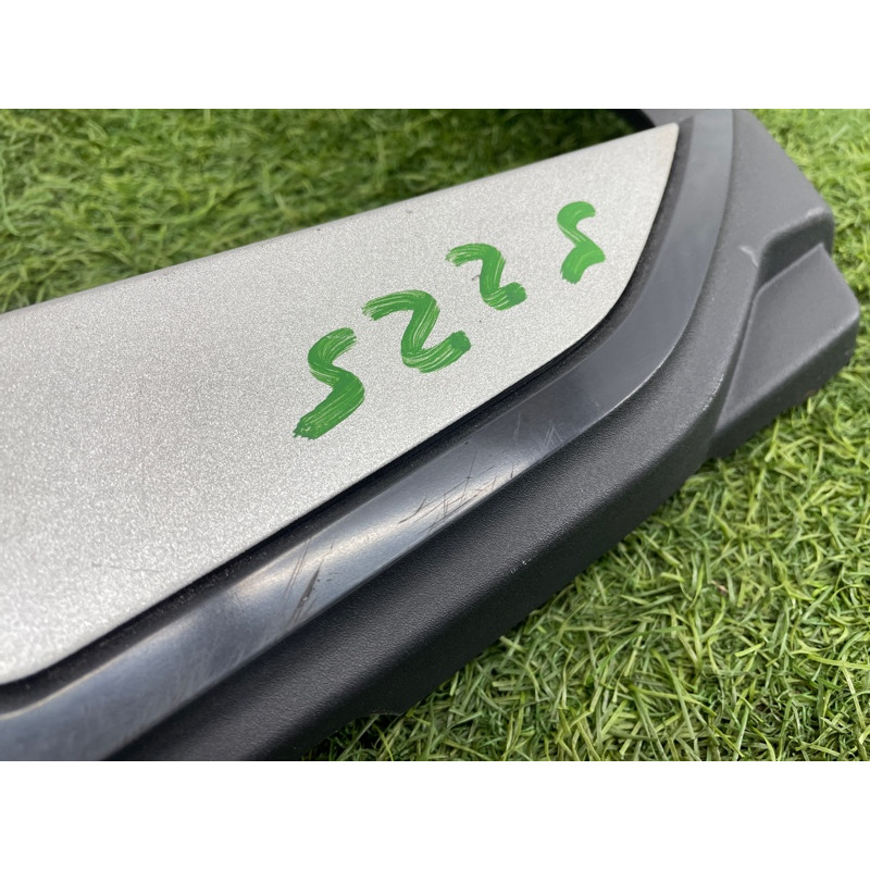 Декоративная крышка двигателя (двигатель и элементы) AUDI A8 D4 2011 4,2 079103925P