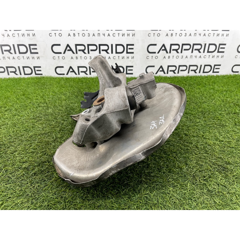 Цапфа подвески (подвеска) AUDI A4 B9 2017 2.0L 8W0505432T