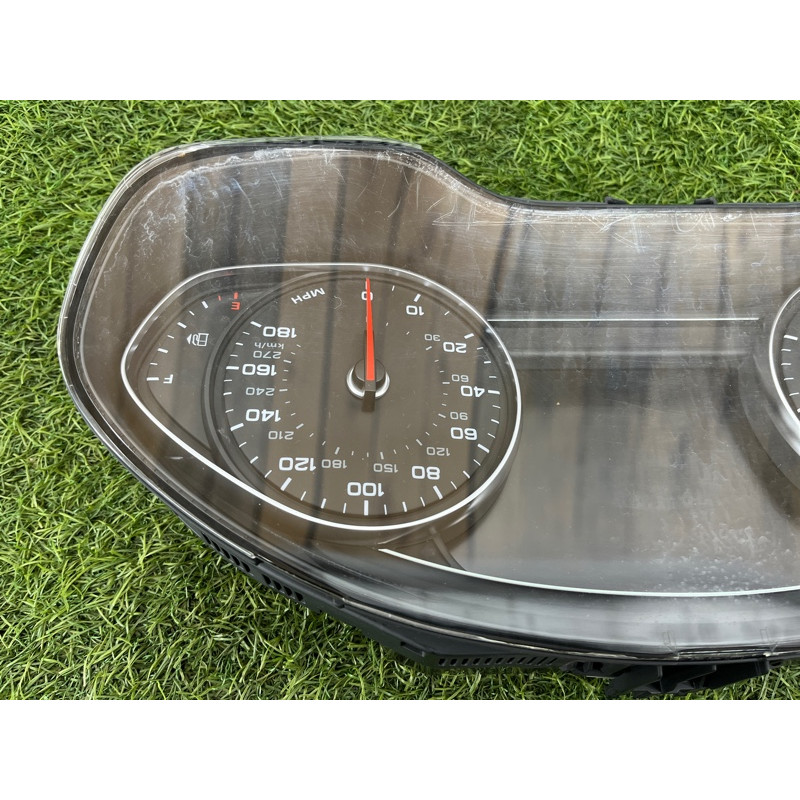 Панель приладів (салон) AUDI A8 D4 2011 4,2 4H0920980CX