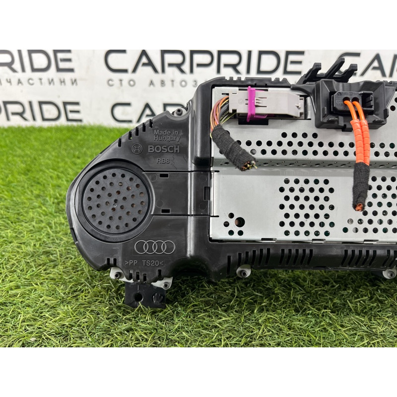 Панель приладів (салон) AUDI A8 D4 2011 4,2 4H0920980CX